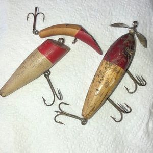 Antique wooden fishing lures